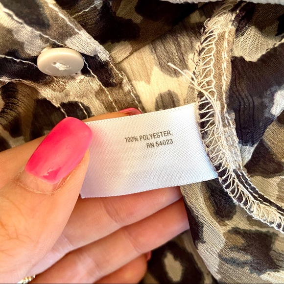 Leopard Print sheer button down blouse - Picture 5 of 6